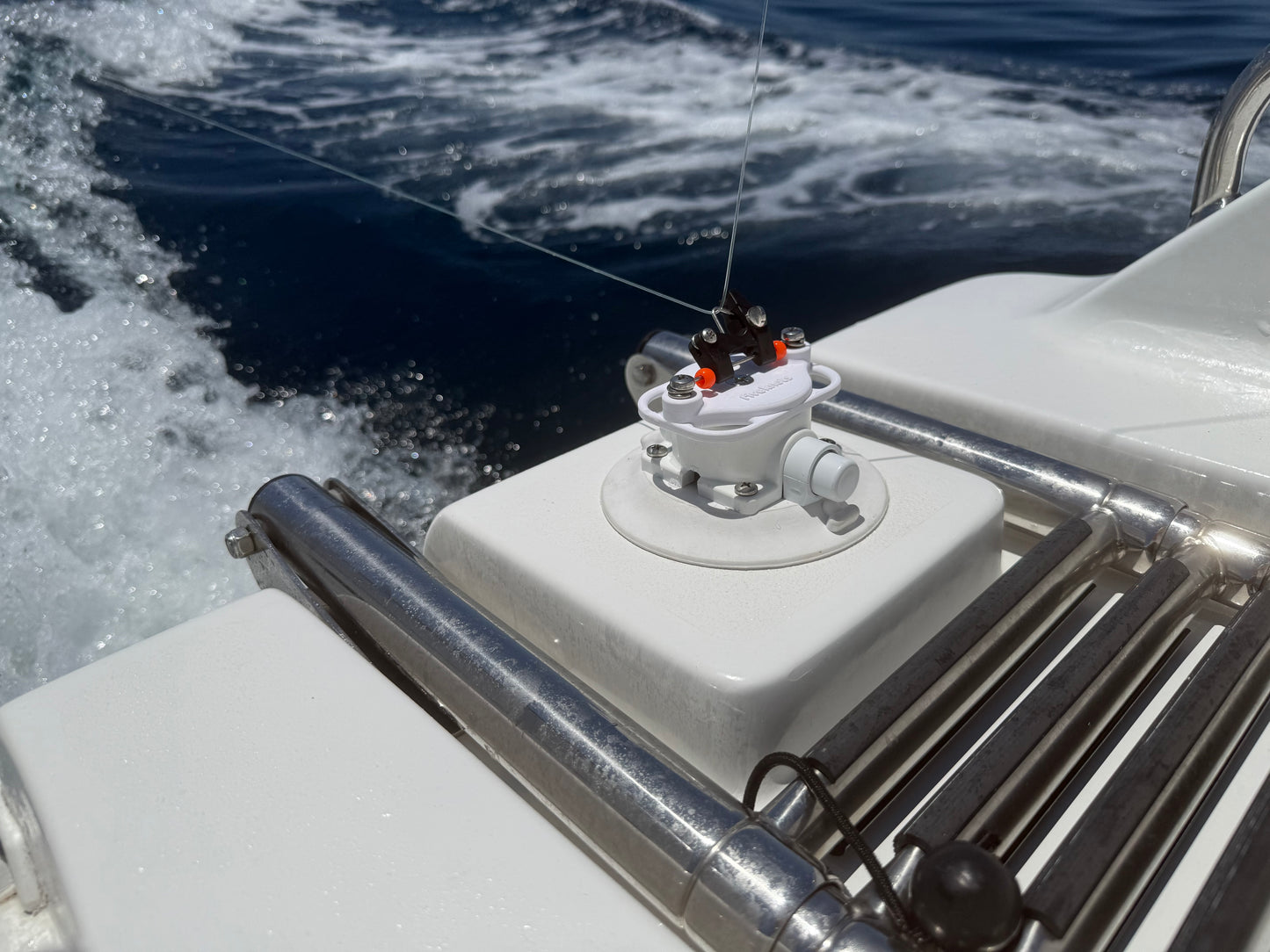 SeaSucker® Compatible Flatline Release Mount